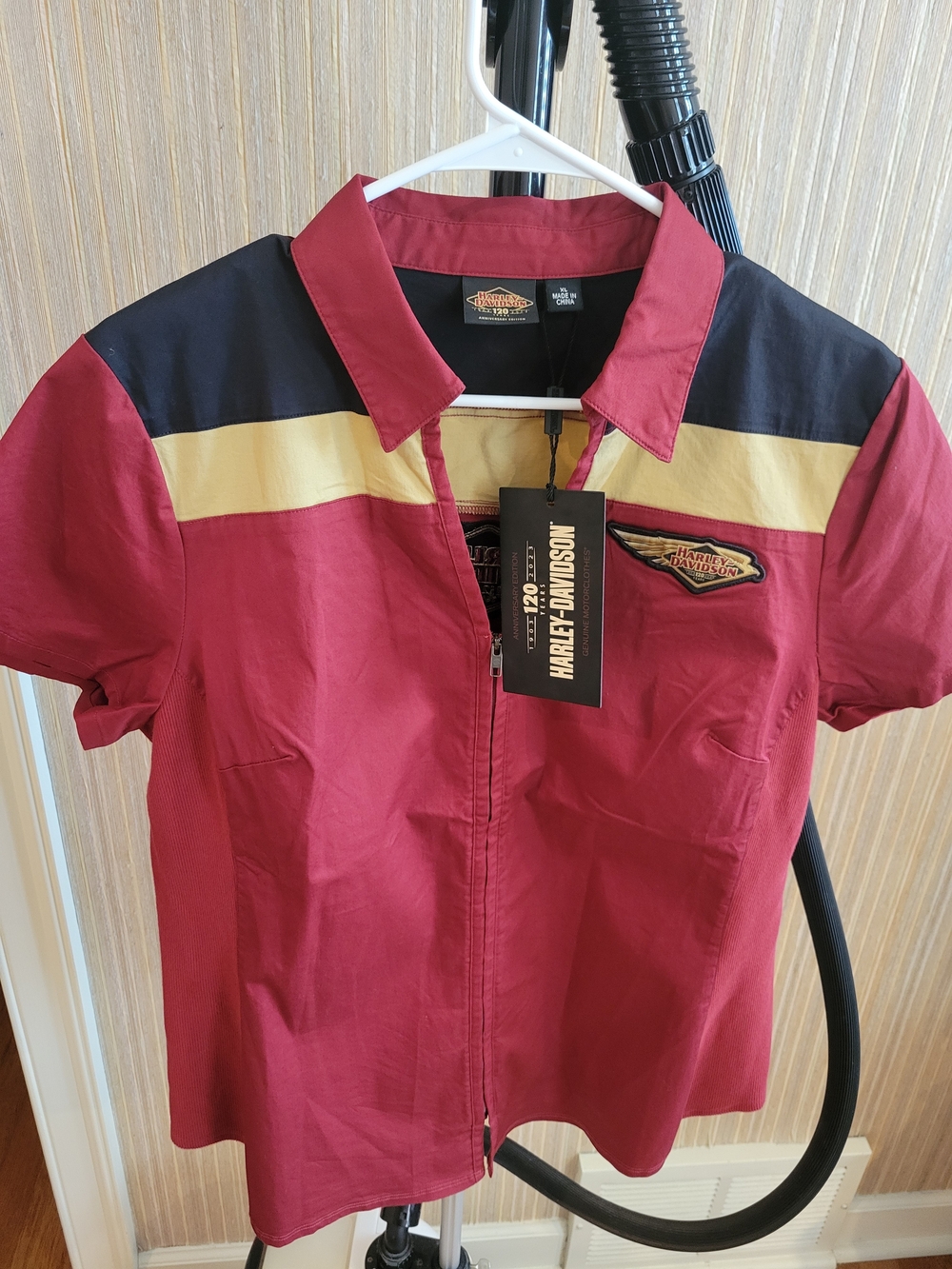 Harley-Davidson 120th Red Short Sleeve Zip Shirt with Contrast Yoke NWT XL